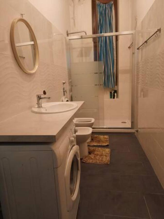 Nice And Quiet Accommodation In The City Center Mailand Exterior foto